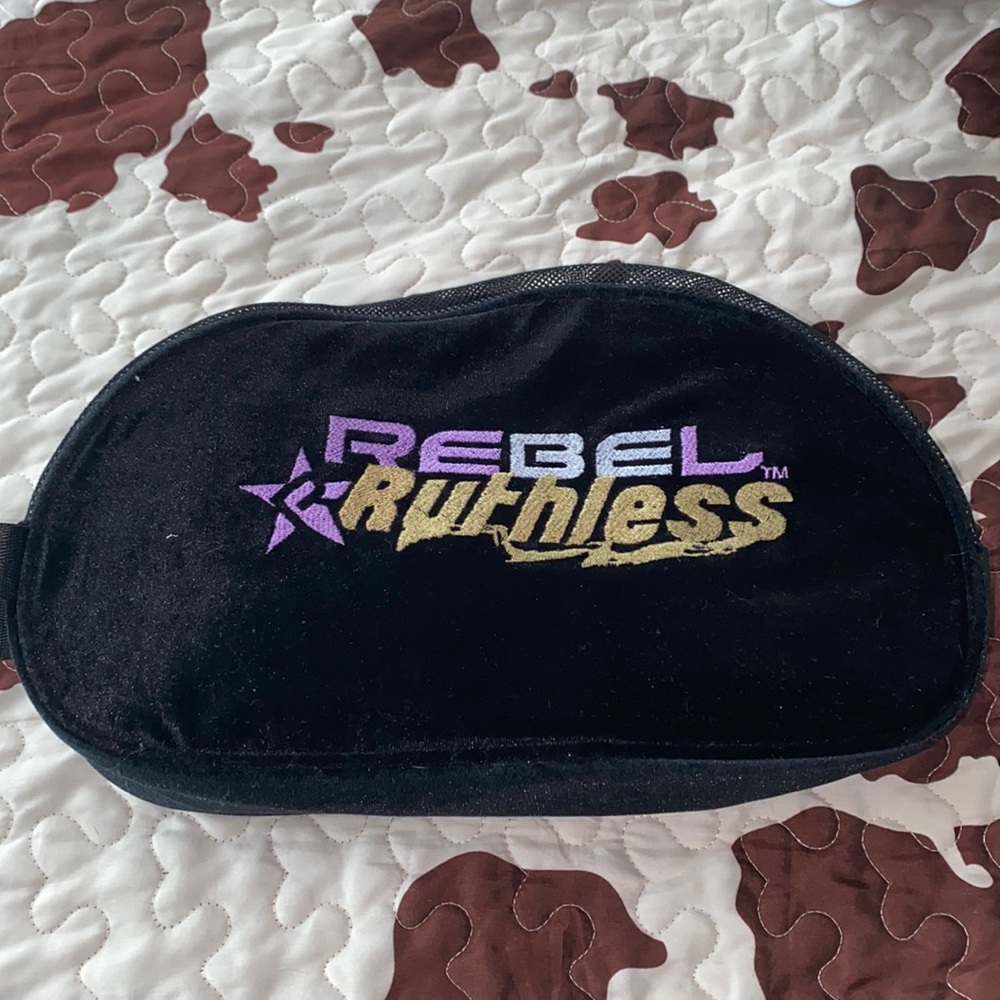 EUC white Rebel Kaepa cheer shoes size 9.5 in women’s.